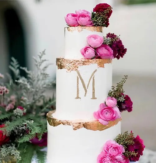pink detailed wedding cake